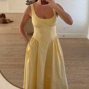 Abercrombie Yellow Scoop Neck bra- free Women's Dress